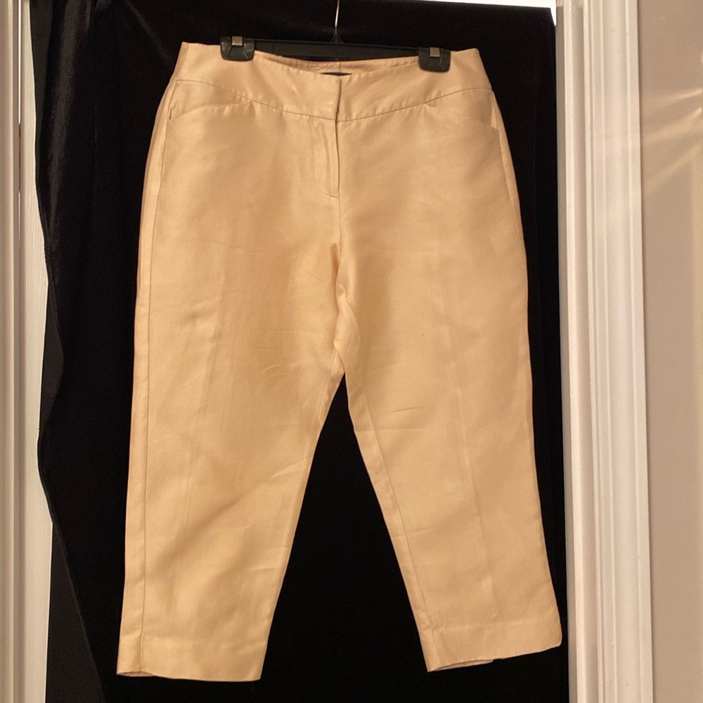 Talbots Ladies’ capri pants, size 8